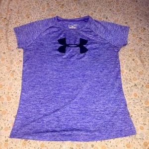 Under Armour tshirt